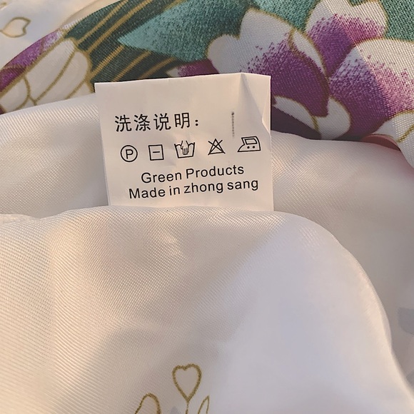 Satin Bridal robe, white with peacocks, Medium - Picture 13 of 13